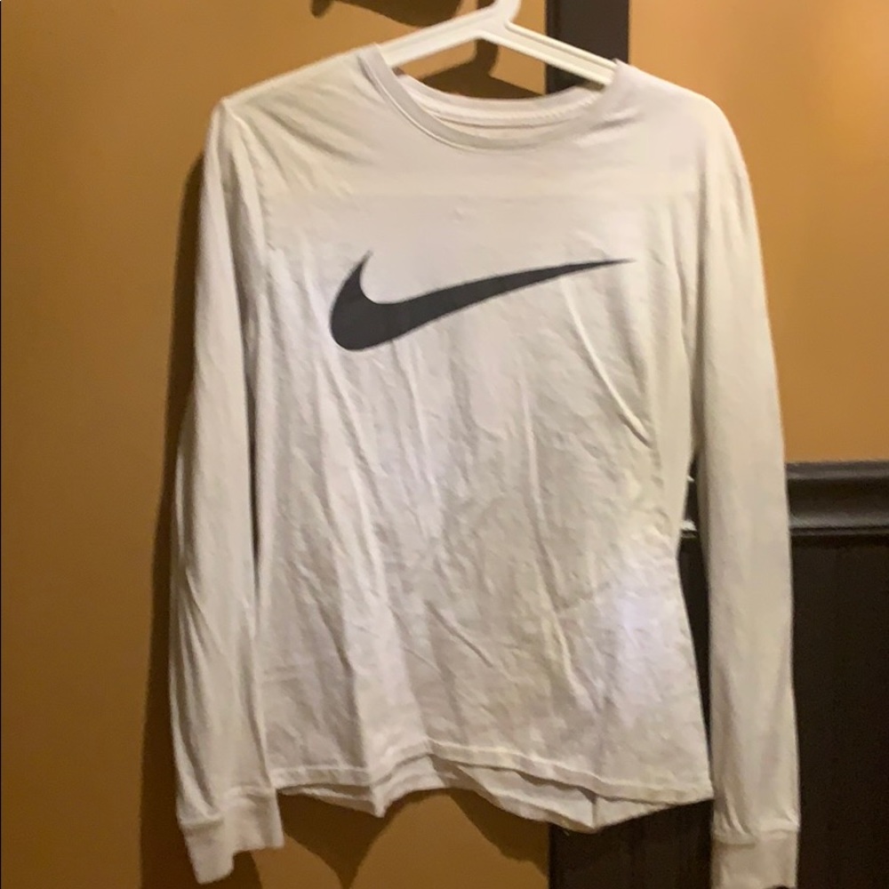 White long sleeve Nike shirt